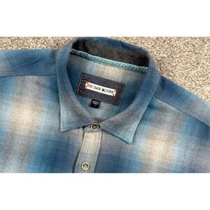32 Bar Blues Mens L Blue Ombre Plaid Flannel Shirt 100% Cotton